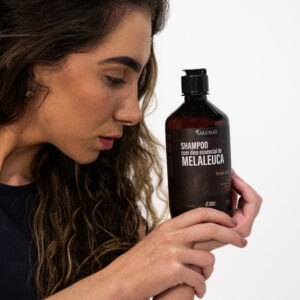 SHAMPOO MELALEUCA DERMATITE SEBORREICA, PSORIASE e OLEOSIDADE 250ML